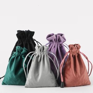 20PCSLOT高品質16x20cm BlackPurpleBrownGreydark Green Silk Velvet Drawstring Bag Pouch Pouchクリスマスウェディングギフトバッグ240328