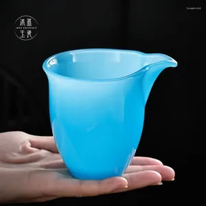 Чайные чашки Ледяной нефритовый фарфор Ярмарка Чашка Лазурное стекло Liuli Большой диспенсер Cha Hai Церемониальные аксессуары, используемые для разделения