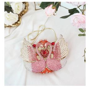 Kvällspåsar Xiyuan Animal Bird Hollow Out Diamond Luxury Shoulder Wedding Clutch Bag Lady toalettety Färgglad Crystal Mini Wallet