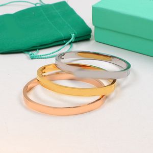 Luxury Bangle Brand Designer Crystal Bracelet Couple Wristband Cuff Bracelet for Women 18K Gold Plated S925 Sterling Silver Wedding Fashion Jewelry High Quality