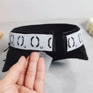 Women Cap Designer Sun Hat Famel Cap Fashion Sunbonnet cekin sunhat marka szerokie grzbiet czapki swobodne sombrero na zewnątrz prezent na czapkę