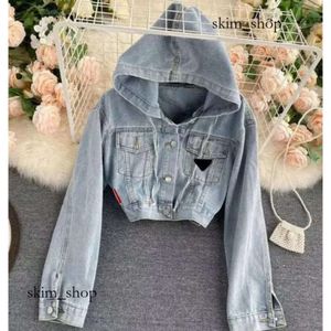 Women Coat Designer Denim Jacket Triangle Logo Jackets Button Letters Autumn Style Slim for Lady Outfit Woman Jeans Classcia Windbreaker 655