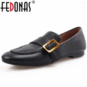 Casual Shoes Fedonas Retro Women Flats Spring Summer Belt Buckle äkta läderkvalitet Rund Tå kvinna som arbetar kortfattade loafers