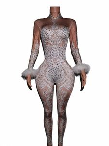 Sexy White Lace Rhinestes Macacão Mulher Cantor Stage Bodysuit Costume Party Celebrate Unitard Glisten Stes Outfit Baileisi B3uM #