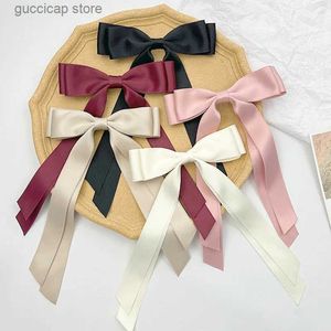 Bow Ties Hot New Fashion Fabric Ribbon Hair Bow Hairpin for Women Sweet Girls Hair clips Black White Bow Top Clip Female Hair Accessories Y240329