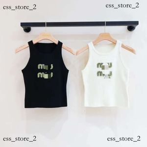 Mui Mui Women's T-shirt Designer Women Sexy Halter Tee Party Fashion Crop Top Luxury Embroidered T Shirt Spring Summer Backless 1:1 Summer 24ss 787 586