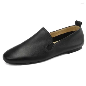 Casual Shoes äkta läderkvinnor loafers smallhut 2024 vår sommarlägenheter klänning damer beige svart khaki rund tå neutral lägenhet