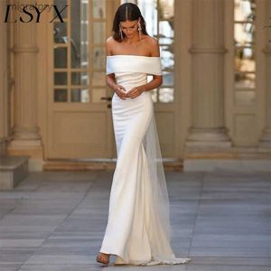 Abiti sexy urbani LSYX Elegante abito da sposa a sirena senza schienale con spalle scoperte per le donne 2024 Semplice abito da sposa in crêpe Sweep Train Minimalismo yq240329