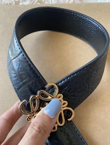 Marca de cinturão casual clássica e feminina Black Reversível Belt Fashion Moda Retro Acessórios de Celrões Decorativos Cem Orient Swallow Learn Bayberry