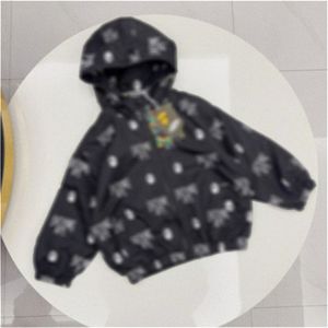 Дизайнерская высококачественная детская куртка с капюшоном и буквами высокого качества для мальчиков и девочек на молнии тонкая куртка с длинными рукавами Детская одежда 100-150 см C5