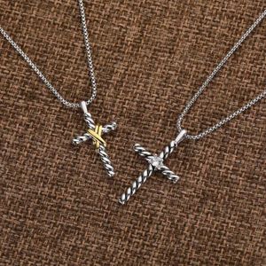 Halsband Cross Chain Pendant 18k Gold Necklace Long Classic Fashion Girl Silver Women Fine Jewelry Men251i