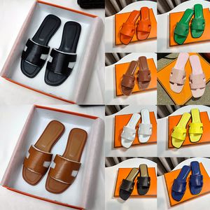 2024 Designer Sandals Slippers For Womens Leather Luxury Slides Black Brown Sheepskin sandles Mens Flats Summer Sliders Beach Shoes pantoufle Size 35-42