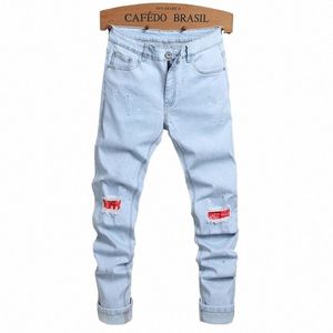 2024 Nya män jeans knähål rippade stretch mager denim byxor ljusblå höst sommar hip-hop stil smal passformare a5vg#