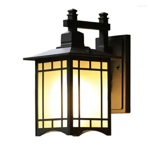 Lampada da parete per esterni Sconce per interni Lanterne impermeabili Apparecchi di illuminazione con paralume in vetro temperato smerigliato da 7 pollici per cortile