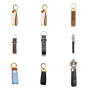 Fashion Car Key Chain Designer Keychain High Quality Classic Exquisite Luxury Accessoires Name Tag Hot Stamping Handmade Leather 53iY#