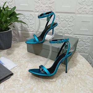 2024 Slender High-heeled Sandals Designer strappy sandals shoes Luxury Paris Dress Classics Fashion Party Club Women Heels Black Golden Wedding designer sandals