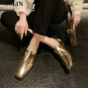 Scarpe Casual 2024 Primavera Crosta di Pelle di Modo Delle Donne Punta Quadrata Slip-On Appartamenti Poco Profondi Mocassini Dolci Zapatos De Mujer