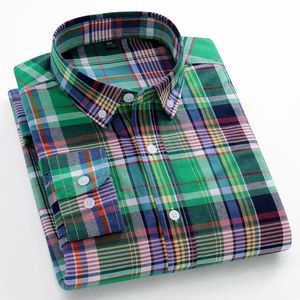 Camicia da uomo Moda 100% puro cotone Camicie a maniche lunghe per uomo Slim Fit Casual Camicia a tinta unita Morbido scozzese a righe Abiti firmati 240320