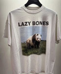 Męskie koszulki retro koszulka epide leniwe kości Summer Nowy okrągły szyję gigantyczny panda nadruk graficzny T-shirt moda luźna męska 1 1 krótkie rękaw J240322