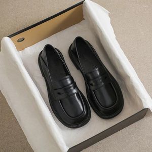 Casual Shoes Gruste Obcasy 2024 Style wiosenne i jesienne jeden stopień wysoki obcas lewy okrągłe palce dwa