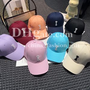 Designer baseball cap lyx canvas hatt unisex brev broderad hatt godis färgad hatt för män kvinnor sport boll mössar sommar sol hatt rese hatt