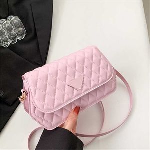 Mochila estilo nova moda e design de nicho texturizado quadrado pérola corrente pequeno vento perfumado grade diamante crossbody saco para mulher