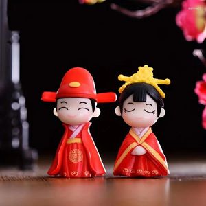 Dekoratif Figürinler 2pcs/Set Çinli Çift Heykel Figürleri: DIY Bonsai Düğün Süslemeleri için Mükemmel Minyatür Süs Bebekleri