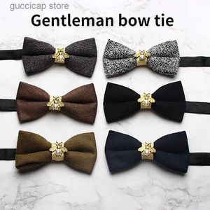 Bow Ties Yeniden kullanılabilir mavi kırmızı yün kadın çocuk kadife erkek kız erkekler esnek yeşil renkli bow kravat siyah aksesuarları beyefendi etç y240329