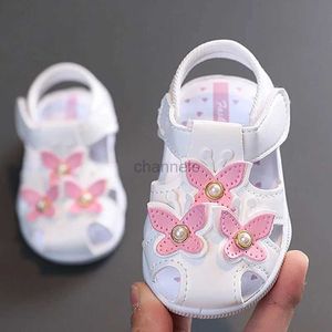 Sandalen Sommer Kinder Schuhe Weiche Sohlen Baby Sandalen Für Mädchen Geschlossene Zehen Bogen Strand Schuhe Prinzessin Baby Garten Schuhe Firstwalkers CSH1430 240329