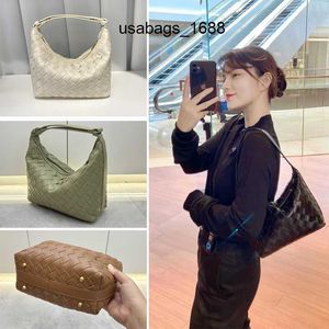 ABV Designer Totebag Mini Jodei Candy B Family Women's Bag Bag Cowhide Handmade Handmed Lunged Box Bag Bag Pludable Pillow Fumblings