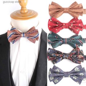 Dzieła muszki do pielęgnacji mody w paski w paski krawaty dla mężczyzn kobiety koszula koktajl regulowane dorosłe kwiatowe muszki Cravat Groomsmen Bowtie Y240329