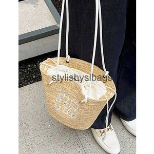 Torby na ramię Foufurieux 2023 Duża zdolność mama tkana słomiana torba plażowa wakacyjna zdjęcie zwykłe torebka damska trend torba mody crossbody Bag H240330