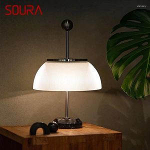 Bordslampor Soura Contemporary Lamp Nordic Fashionable vardagsrum sovrum kreativt led dekoration skrivbord ljus