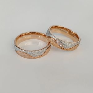 Großhandel westliche Brautschmuckliebhaber -Eheringe für Männer und Frauen 14K Roségold EMERY PLATTION PAUPE PAUPE RING SET