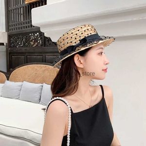 Wide Brim Hats Bucket Cute Polka Dot Lace Mesh Straw For Summer Outdoor Beach Sun Hat Elegant Ladies Holiday Round Black Flat Top Caps H240330