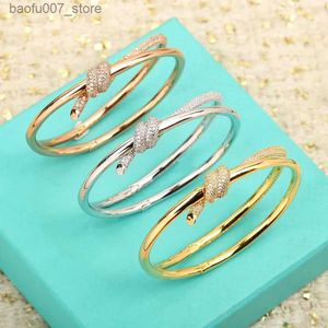 Charm Bracelets Fashion Design S925 Sterling Silver Knot Womens Elegant Luxury Brand High end Jewelry Party GiftQ240330