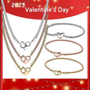 2023 Walentynki 925 Srebrna wysokiej jakości oryginalne logo miłość kompiluj łańcuchy stadded carms bransoletki DIY Biżuter