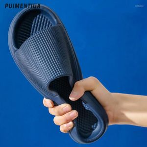 Slippers Fashion Men Thick Sole Summer Beach Slides Bathroom Shoes Soft Eva Flat Sandals Women Flip Flops Man Cloud