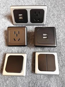 Teaware sätter RV Commercial Vehicle Modified Special Socket 3C Standardbil Small Switch USB laddning Multifunktion 5-hål