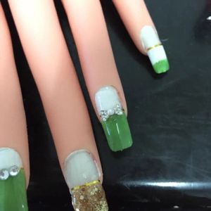 1Pcs Nail Art Practice Soft Plastic Model Hand Flexible Soft Plastic Flectional Mannequin Model Training Tool for Dropshipping