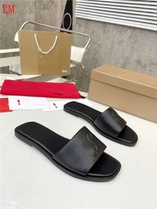 Luxury designer Mule Black Slides Women Floor Model Refurbished Slide Sandals Slippers Shoes With Box