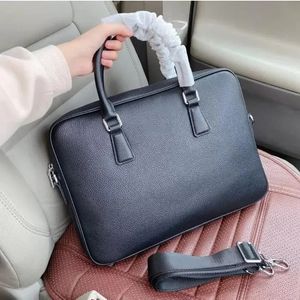 Designer Briefcases Fashion Unisex Laptop Zipper Briefcase Bag Men Computer Package Luxury Women Handbag with a wide strap