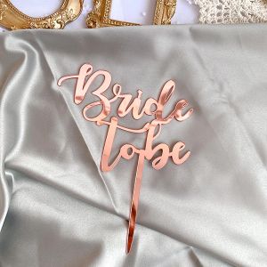 Neue Roségold Braut, um Acrylkuchen -Topper für Brautdusche zu sein.