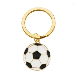 Keychains Dropship 1pc Fotboll Keychain Oil Dropping Alloy Soccer Pendant Charms Färgglad handväska Keyring för kvinnors barns gåva