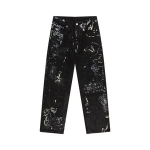 Hand-painted ink graffiti painting straight loose jeans This year's latest jeans graffiti messy present street sense Asian size