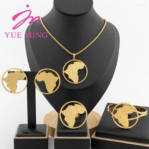 Collana orecchini set 4 pezzi gioielli per donna Dubai colore oro mappa africana pendente 40 cm clip polsino braccialetti anello regolabile