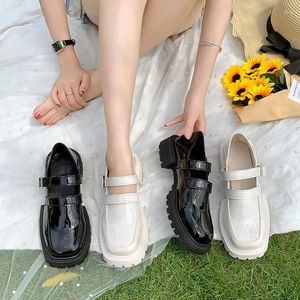 Scarpe da fitness uniforme da ragazza da donna punta tonda giapponese studentesse scolastiche per ragazze Lolita suola in gomma cosplay marrone nero