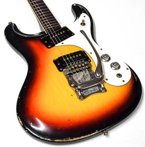 Heavy Relic Mosrite Ventures 3 Tone Sunburst Electric Guitar Bigs Tremolo Bridge Black P90 Pickups Little Dot Inlay Chrome Hard5479908