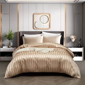 Luxus-Satin-Bettwäsche-Set, Bettbezug mit Kissenbezug, europäischer Stil, Doppel-King-Size-Bett, bequeme Bettdecken, Leinen, kein Blatt 240328