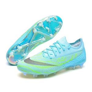 Nowe buty piłkarskie mężczyźni na zewnątrz oddychające korki FG/TF Football Boots Dorosły Futsal Training Buty